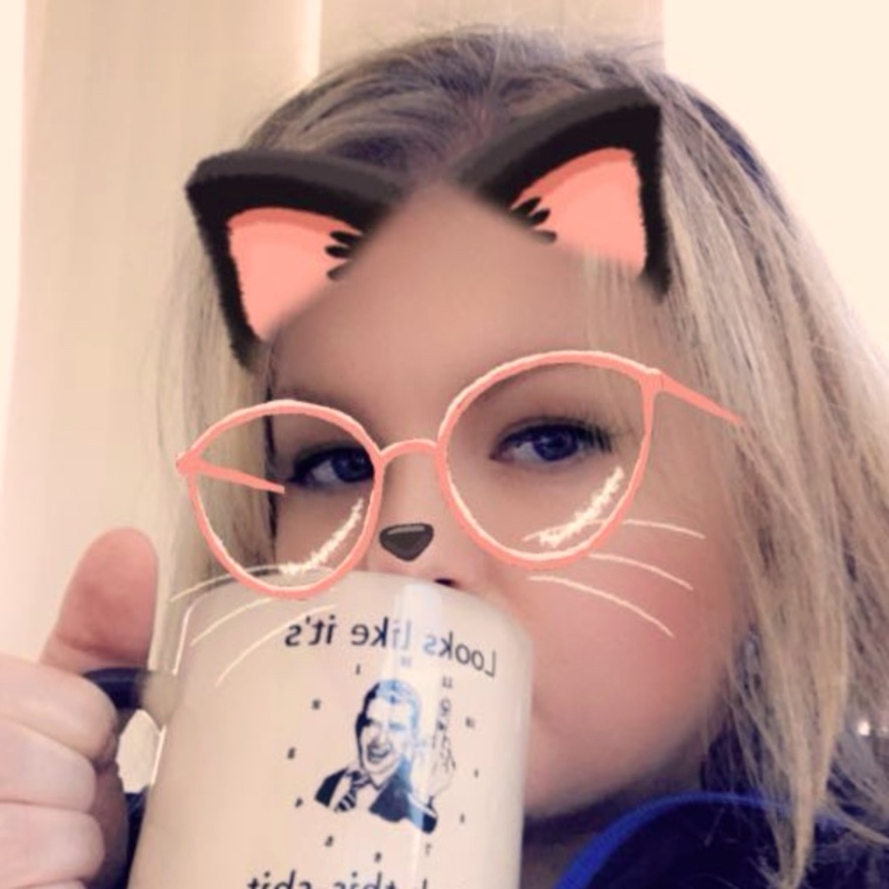 Meet your Posher, Jennifer